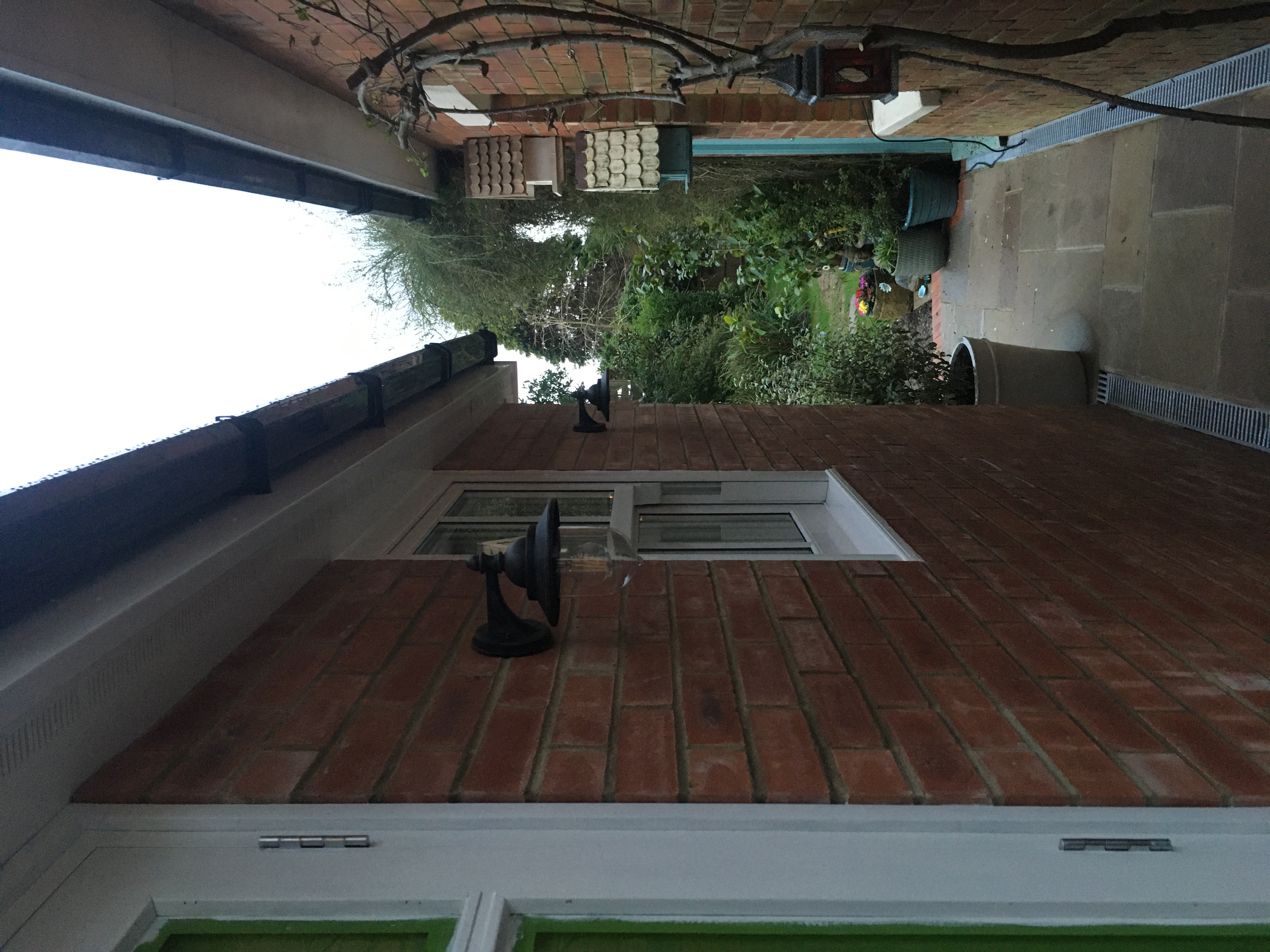 Outdoor security light